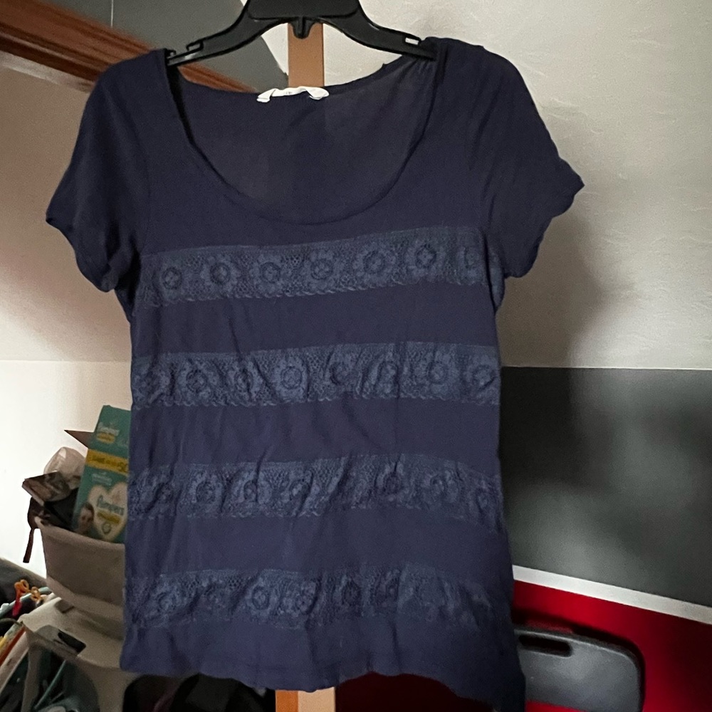 Old Navy short sleeve tee